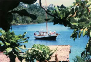Alotau Cruise Port Guide: Things to Do & Practical Tips
