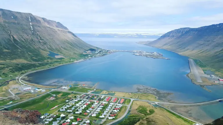 Ísafjörður Cruise Port Guide: Things to Do & Getting Around