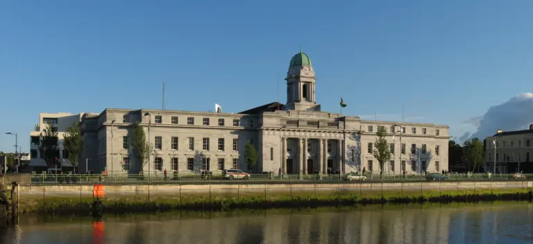 Cork Cruise Port Guide: Things to Do, Walkability & Local Tips