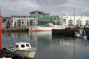 Galway Cruise Port Guide: Things to Do, Walkability & Local Tips