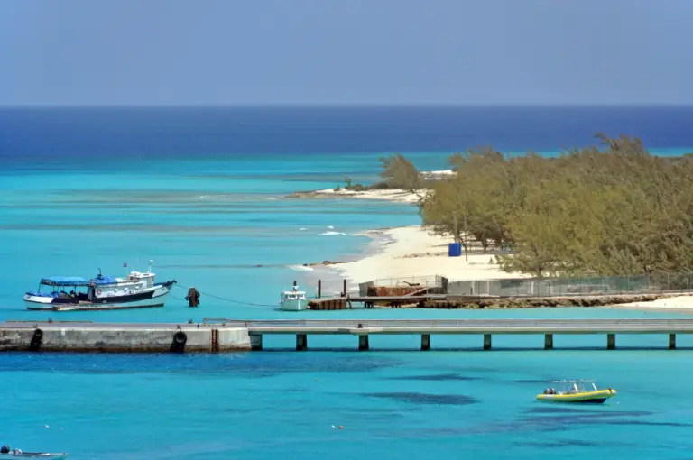 Grand Turk Cruise Port Guide: Beaches, Things to Do & Getting Around