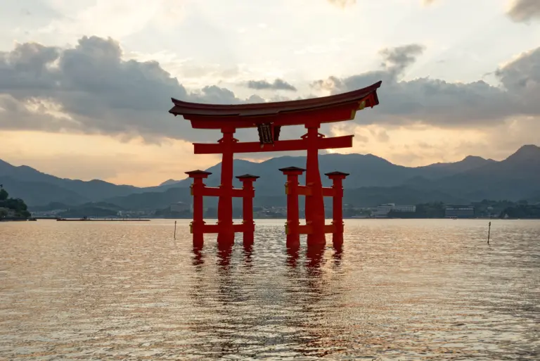 Miyajima Cruise Port Guide: Tender Tips, Things to Do & What to Expect