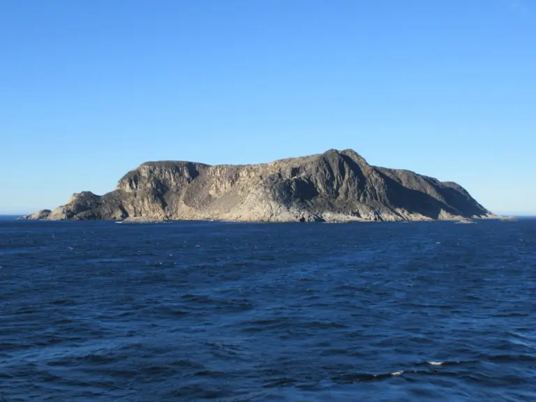 Monumental Island Cruise Port Guide: Things to Do, Walkability & Local Tips