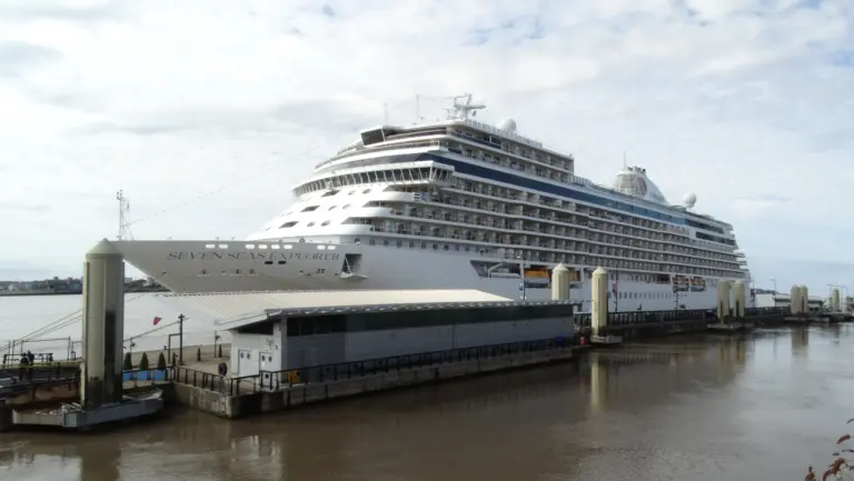 Liverpool Cruise Port Guide: Things to Do, Walkability & Local Tips