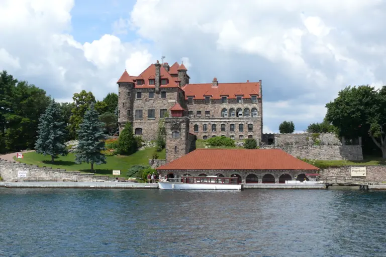 Dark Harbour Cruise Port Guide: Transport, Things to Do & City Tips