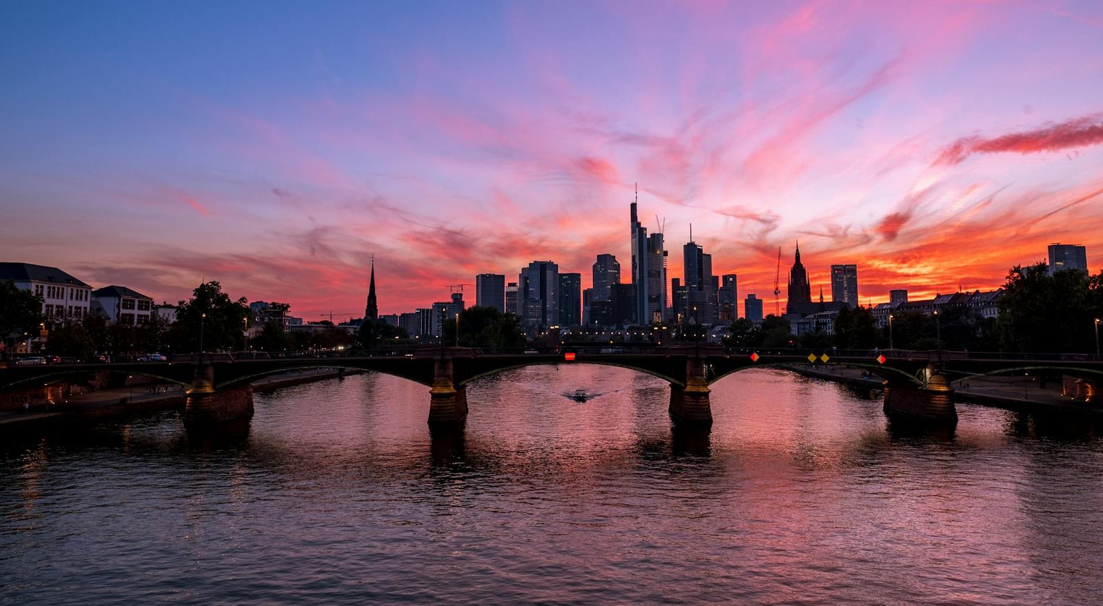 What Can You Actually Do in Frankfurt on a Cruise Stopover — and Is One Day Enough?