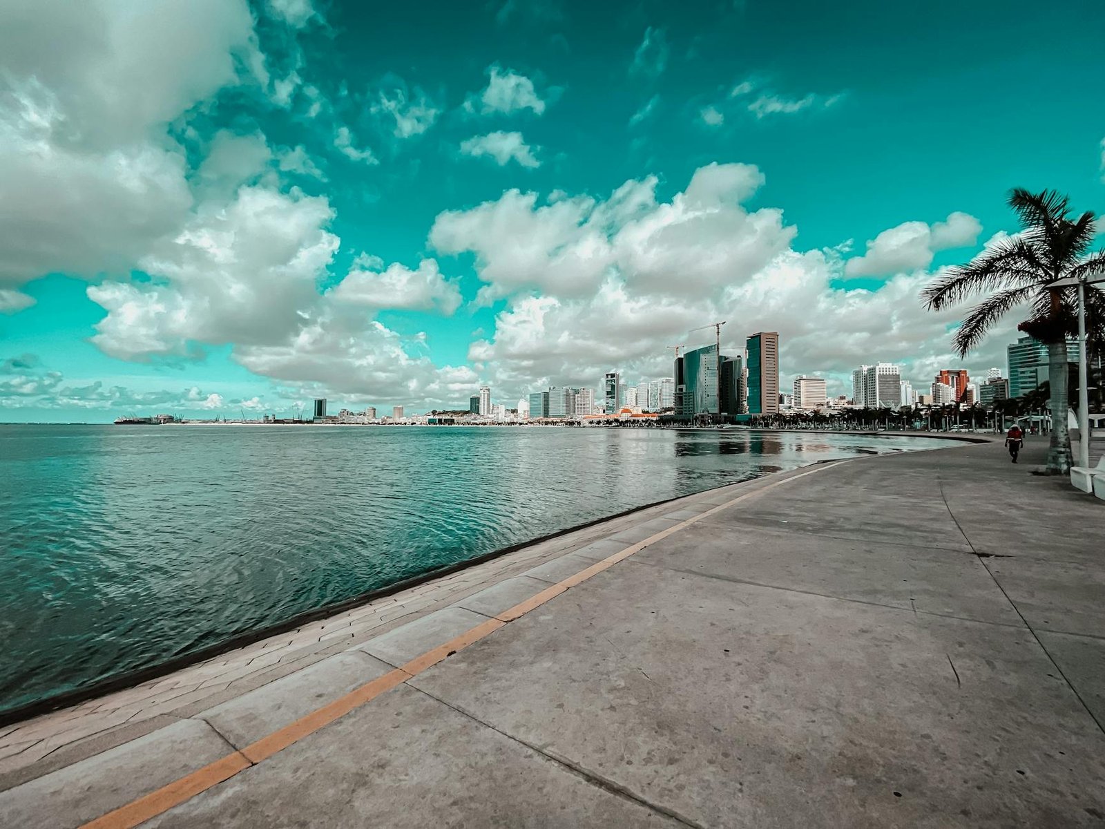 Where to Find the Perfect Muamba de Galinha: A Cruise Traveller’s Guide to Luanda, Angola