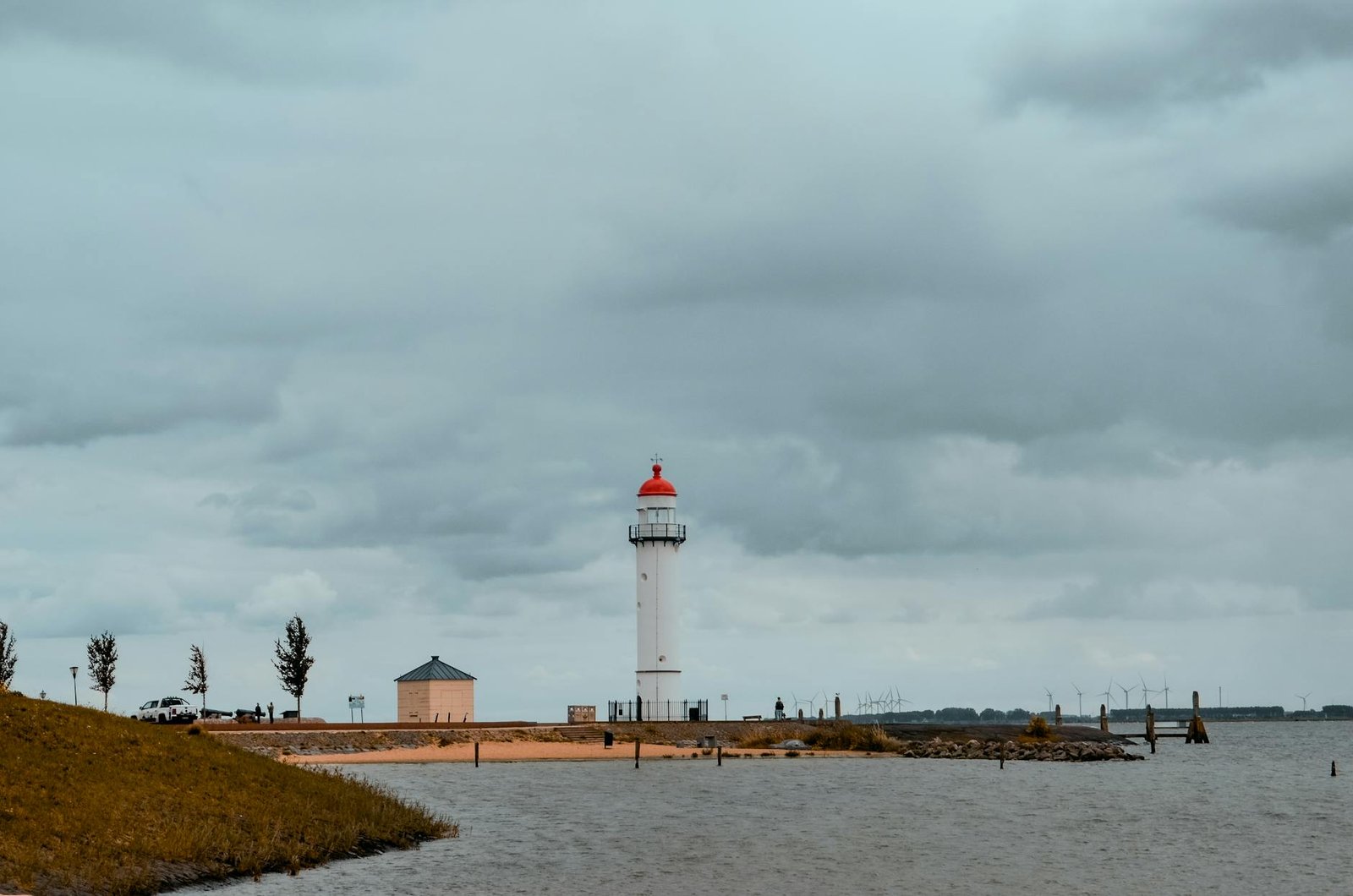 Cannon Smoke and Canal Mist: Stepping Ashore into Hellevoetsluis, the Netherlands’ Forgotten Fortress Port