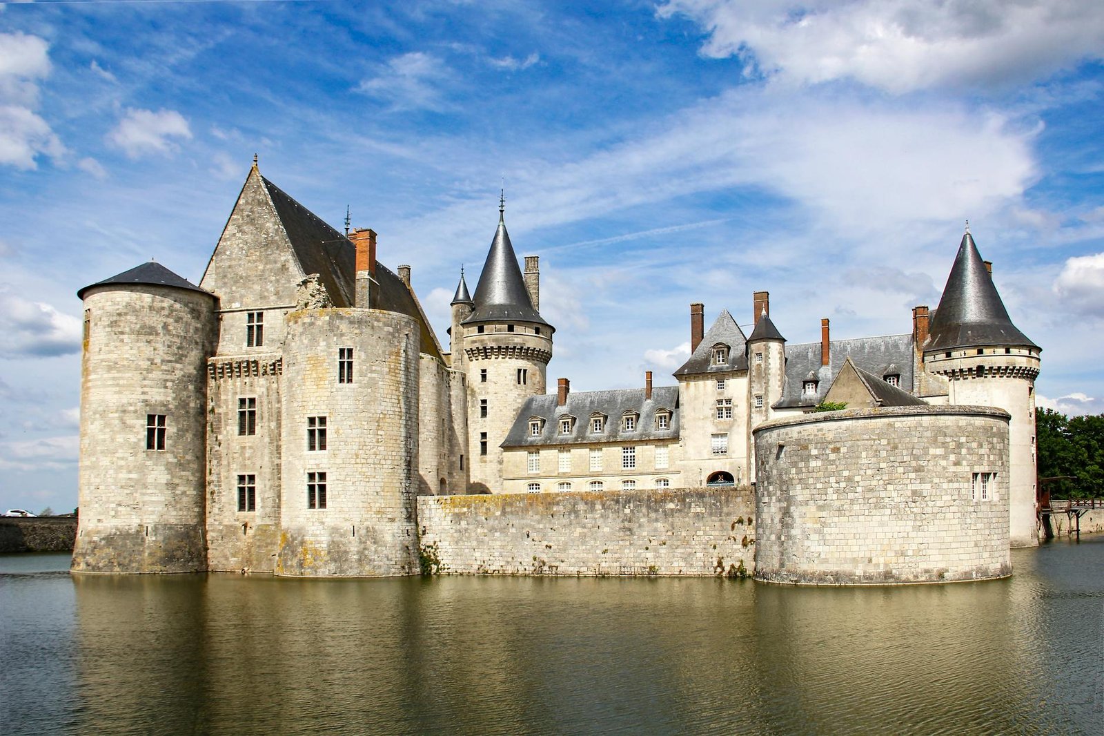 Step Ashore into the Loire’s Wine Country at Chalonnes-sur-Loire