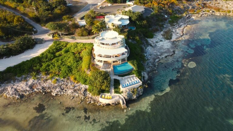 Cayman Brac Cruise Port Guide: Beaches, Things to Do & Getting Around