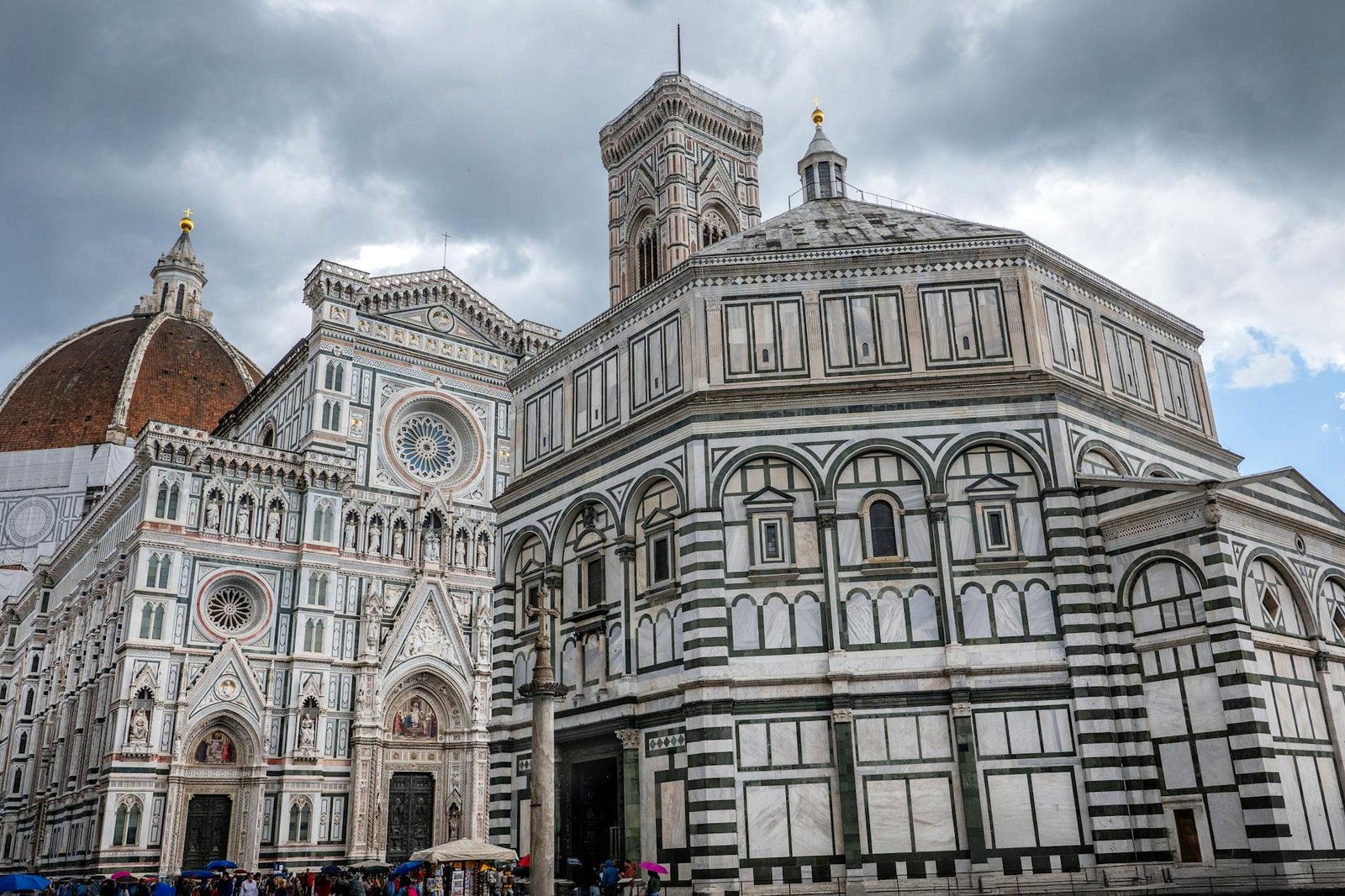 Tuscany Awaits: Florence, Pisa, and Beyond