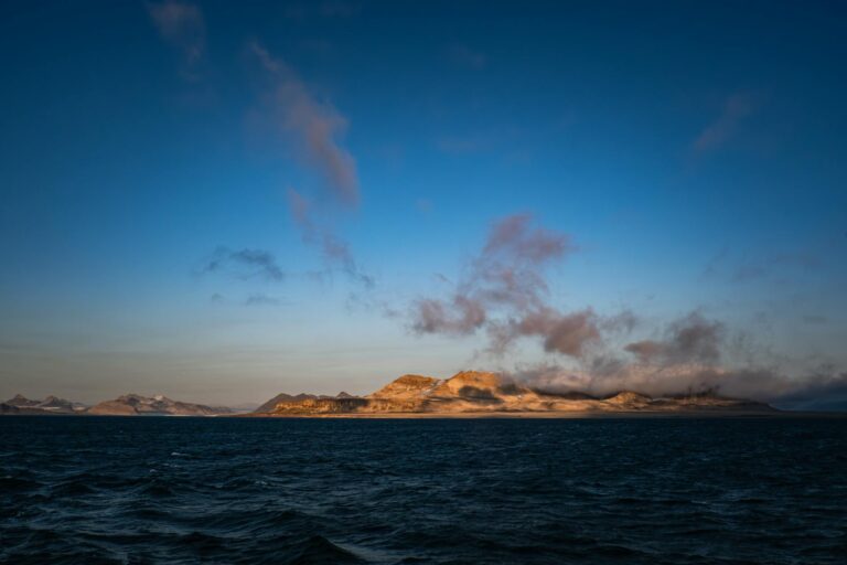 Svalbard Cruise Port Guide: What to Expect, Logistics & Tips