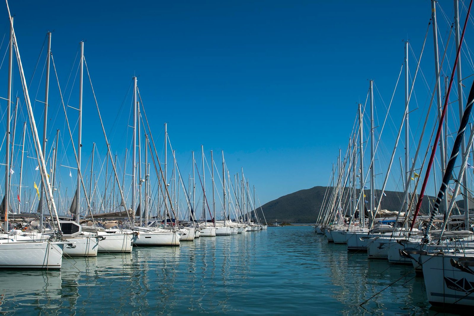How to Make the Most of a Day Ashore at Lefkada’s Nydri Port