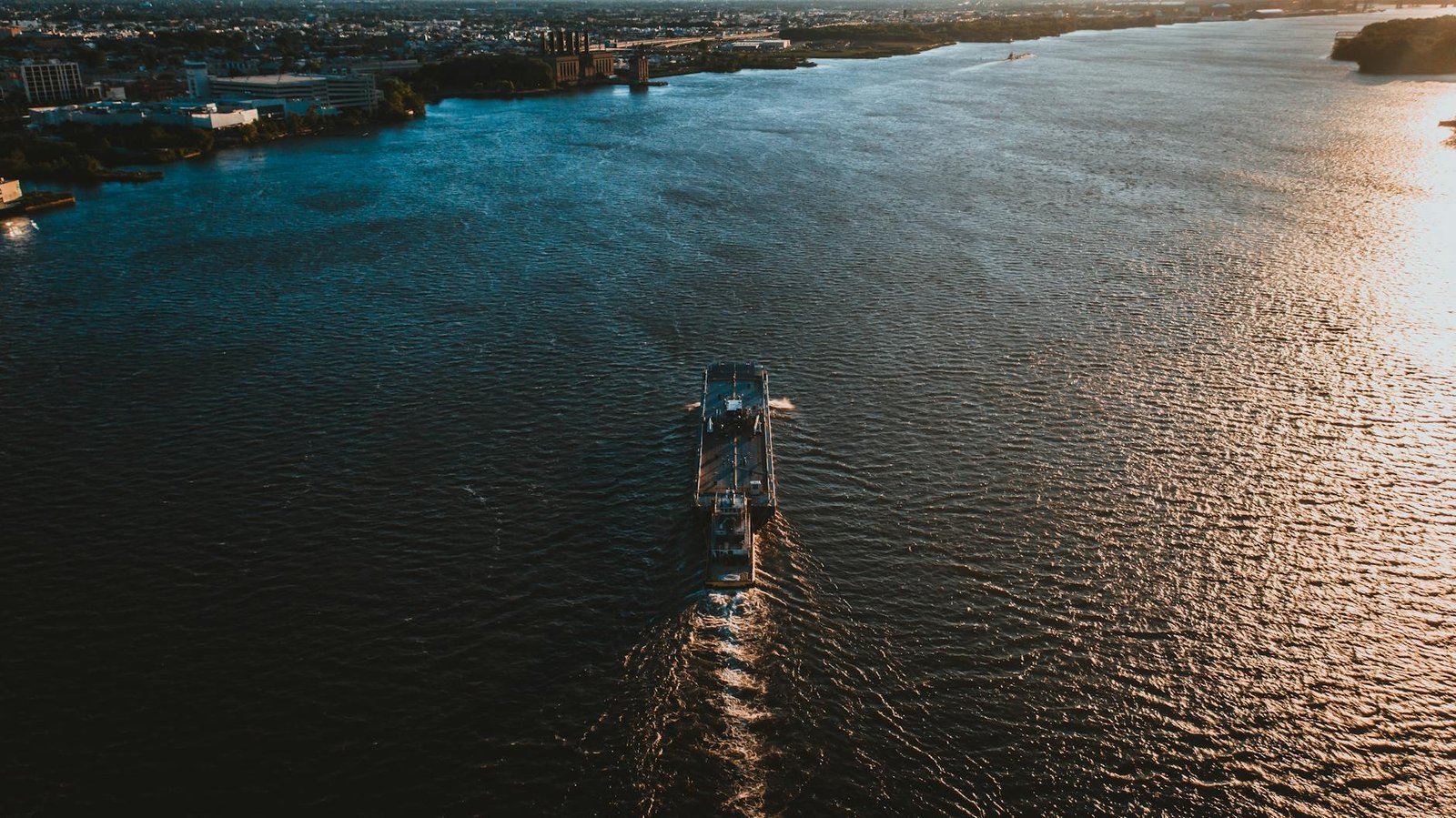 How to Spend a Shore Day in Philadelphia: Real Transport Costs, Top Attractions & Insider Eating Tips