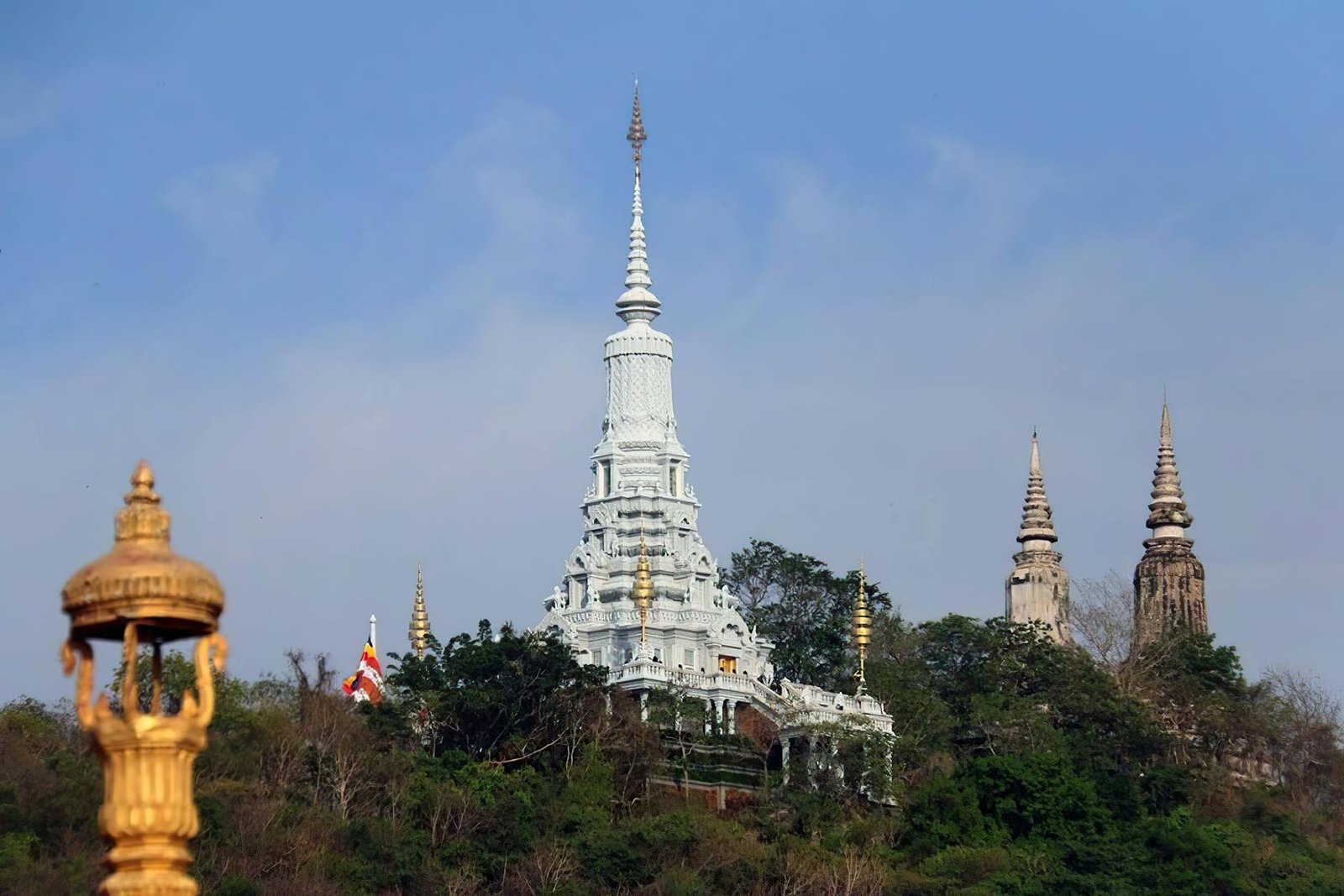 Incense Smoke and Golden Spires: Arriving at Oudong by River
