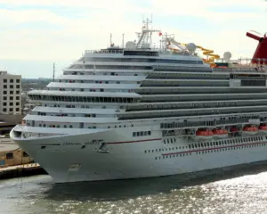Carnival Breeze